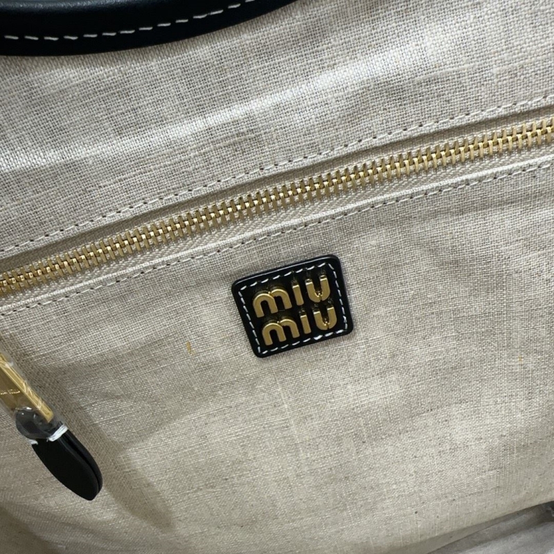 Miu Miu Tote Bags